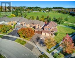 103 THOROUGHBRED BOULEVARD, Hamilton, Ontario