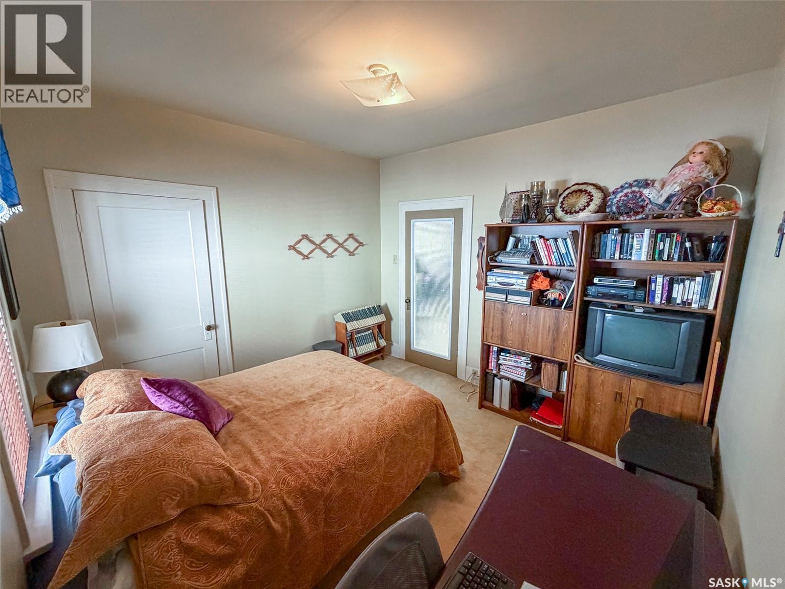 515 1st Street E, Shaunavon, Saskatchewan  S0N 2M0 - Photo 15 - SK050778