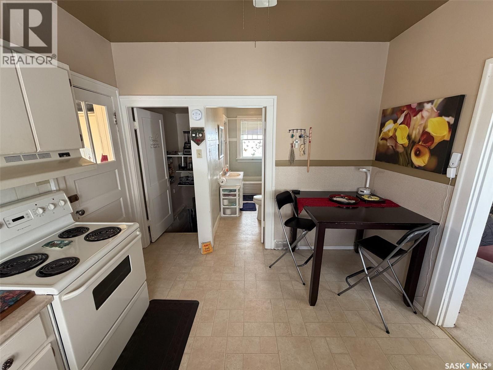 515 1st Street E, Shaunavon, Saskatchewan  S0N 2M0 - Photo 25 - SK050778