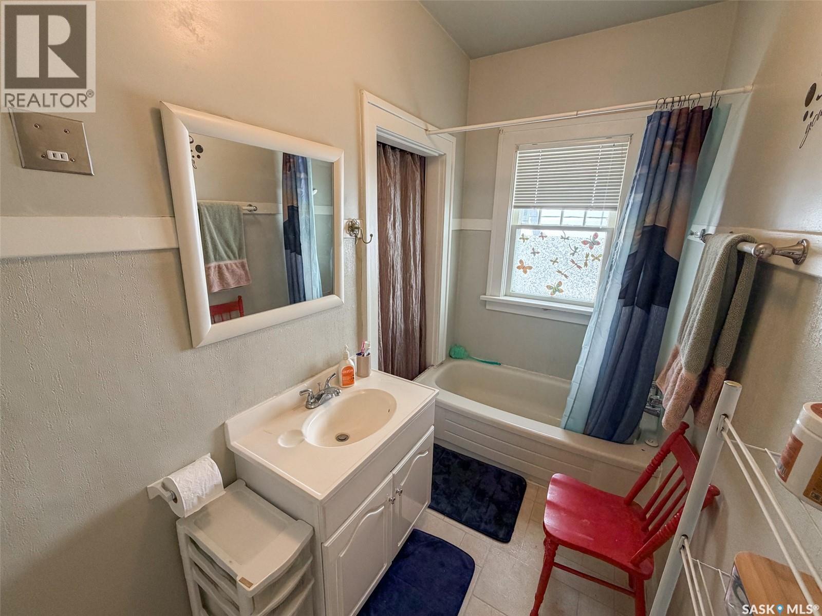 515 1st Street E, Shaunavon, Saskatchewan  S0N 2M0 - Photo 27 - SK050778