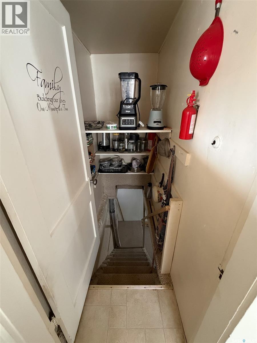 515 1st Street E, Shaunavon, Saskatchewan  S0N 2M0 - Photo 28 - SK050778