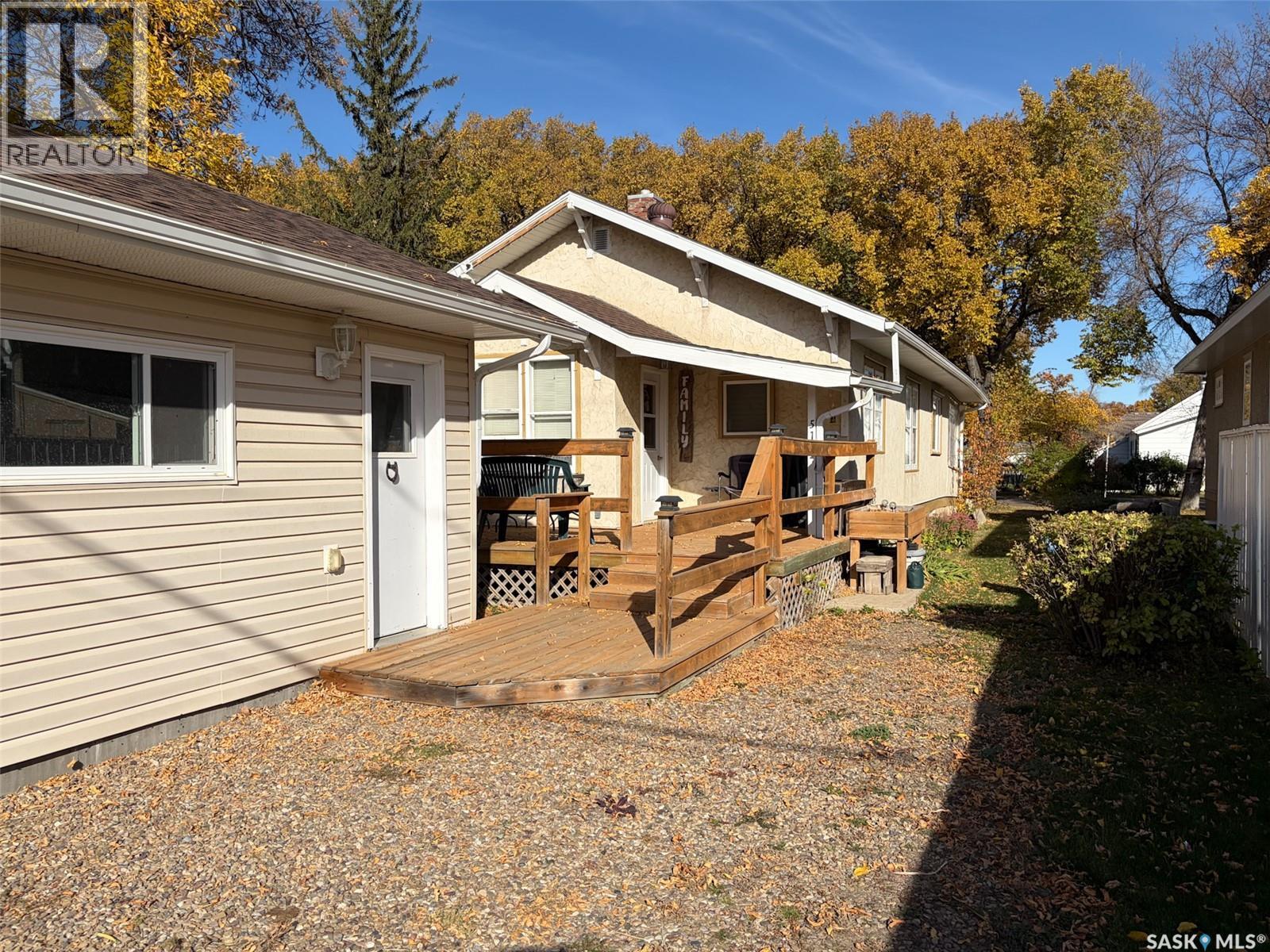 515 1st Street E, Shaunavon, Saskatchewan  S0N 2M0 - Photo 45 - SK050778