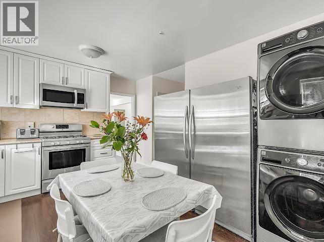 938 E 29th Street, North Vancouver, British Columbia  V7K 1B8 - Photo 4 - R3172953