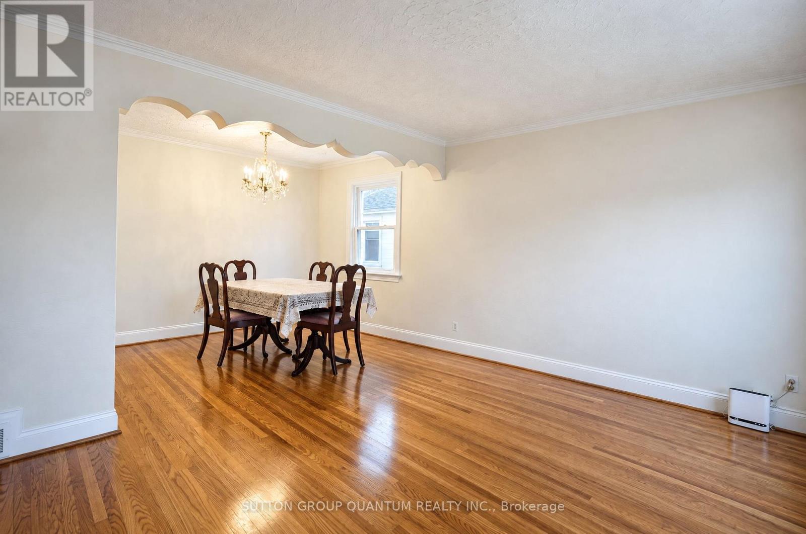 74 Cannon Road, Toronto, Ontario  M8Y 1S1 - Photo 6 - W13879430