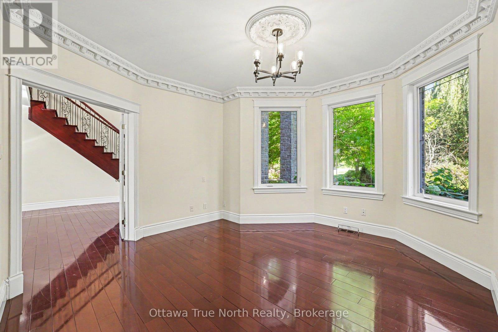 5884 Earlscourt Crescent, Ottawa, Ontario  K4M 1K2 - Photo 9 - X13879450