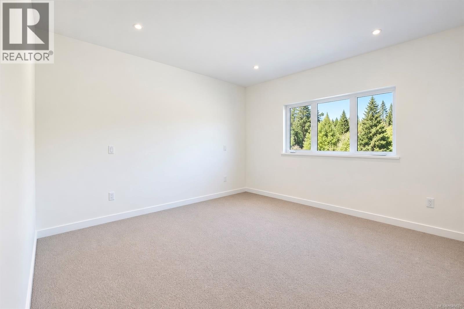 535 Gibson St, Tofino, British Columbia  V0R 2Z0 - Photo 13 - 1049621
