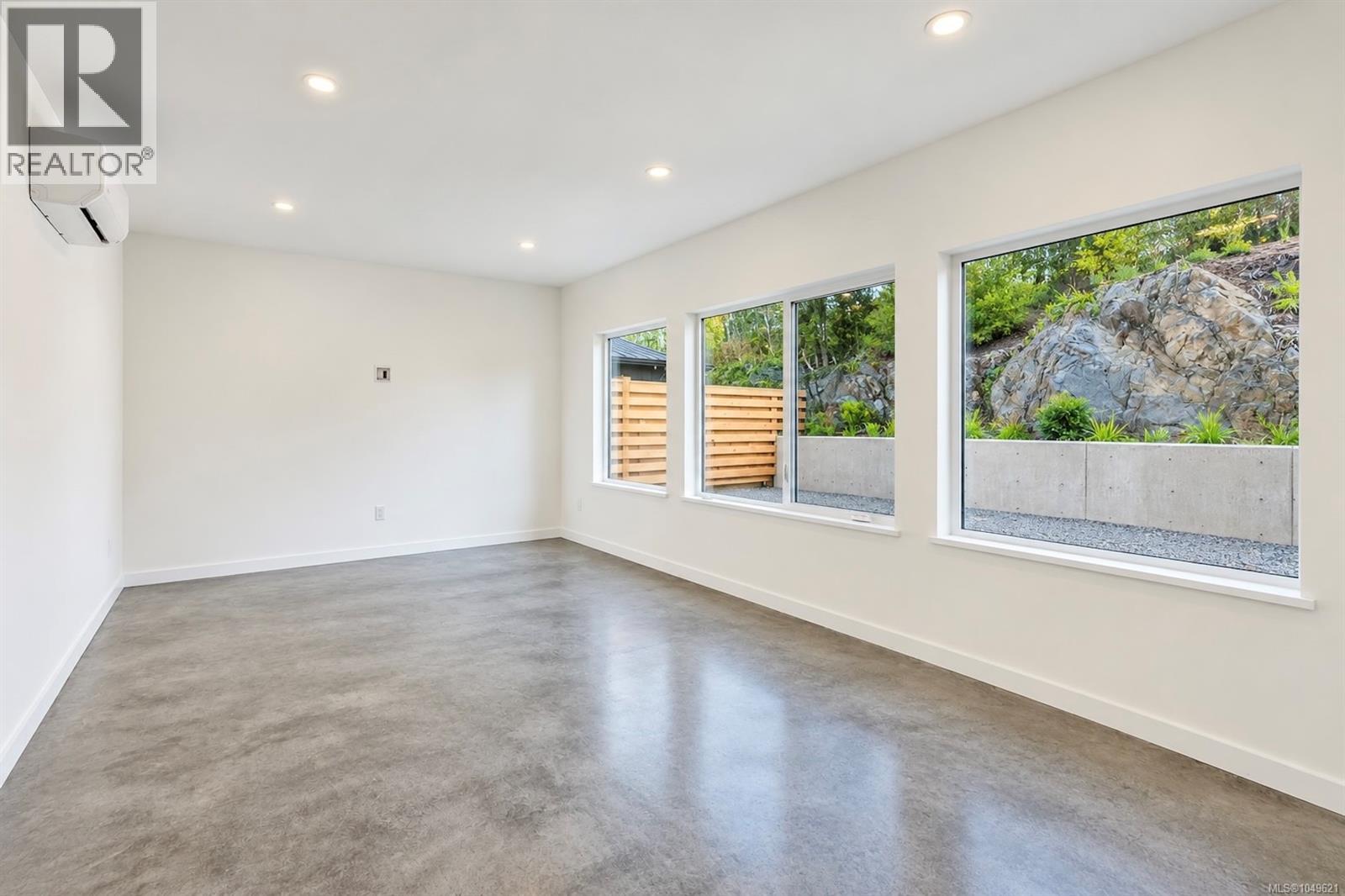 535 Gibson St, Tofino, British Columbia  V0R 2Z0 - Photo 25 - 1049621