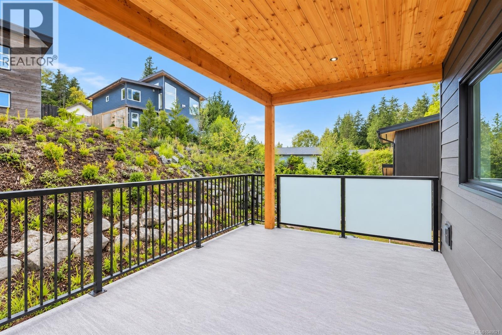 535 Gibson St, Tofino, British Columbia  V0R 2Z0 - Photo 12 - 1049621