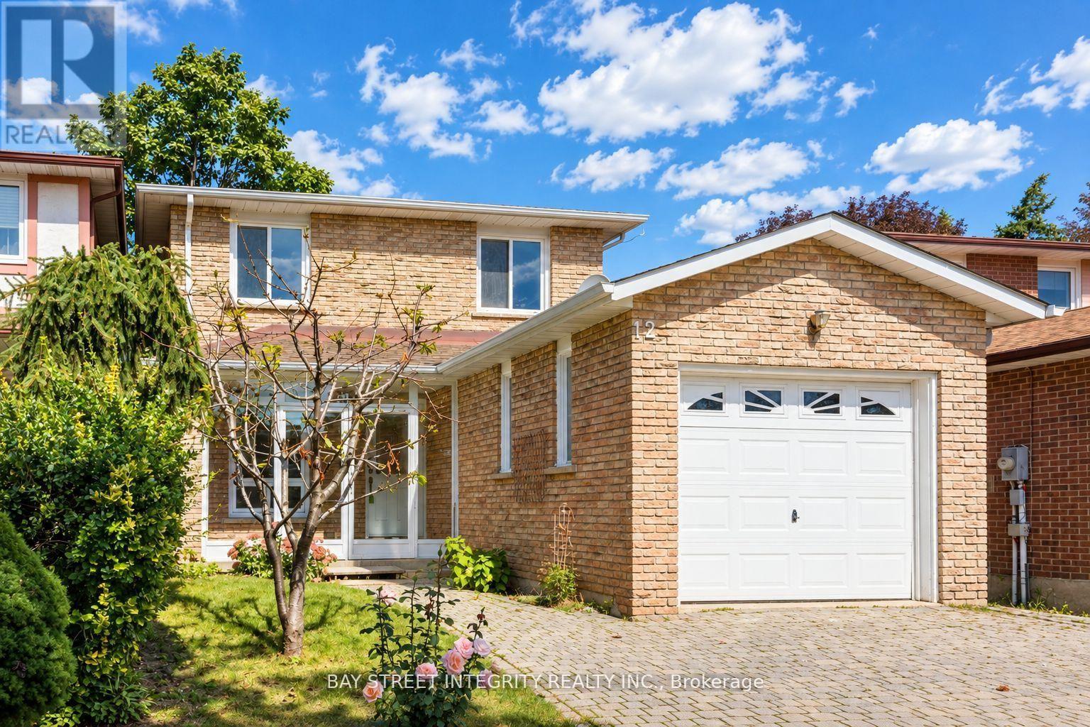 12 Charnwood Place, Markham, Ontario  L3T 5H3 - Photo 2 - N13879442