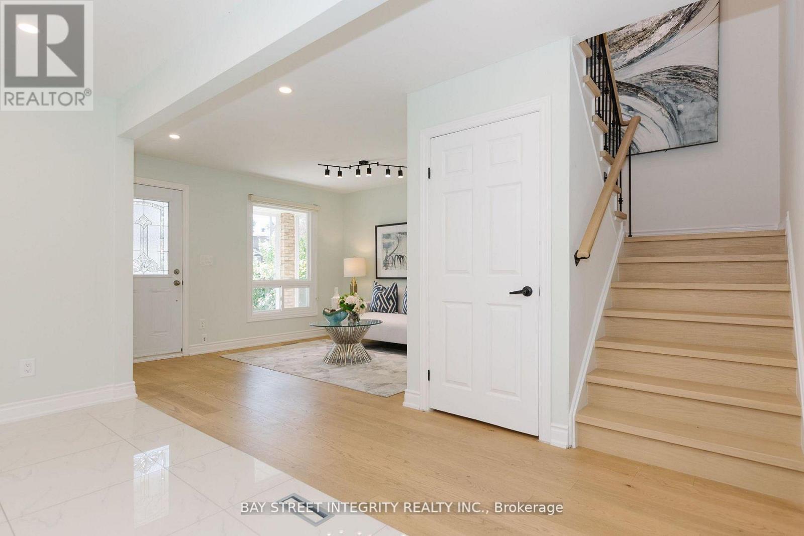12 Charnwood Place, Markham, Ontario  L3T 5H3 - Photo 23 - N13879442