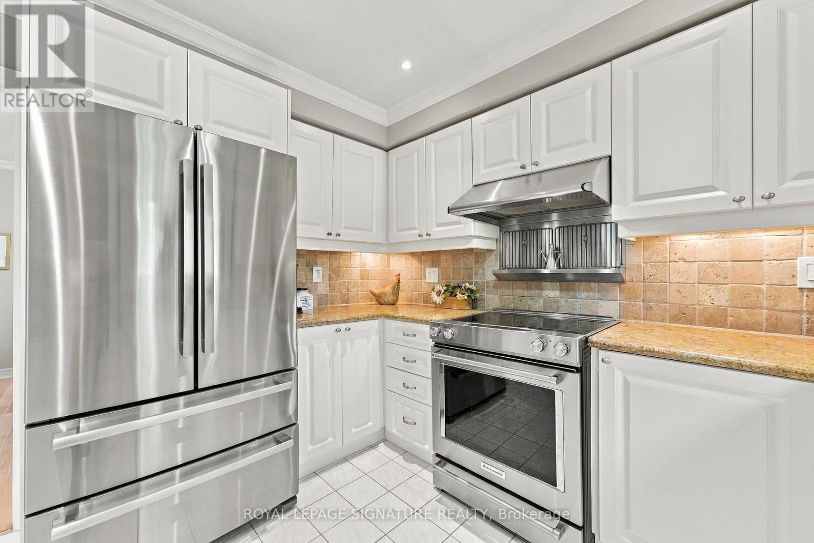 408 Mccaffrey Road, Newmarket, Ontario  L3X 1T5 - Photo 14 - N13879478