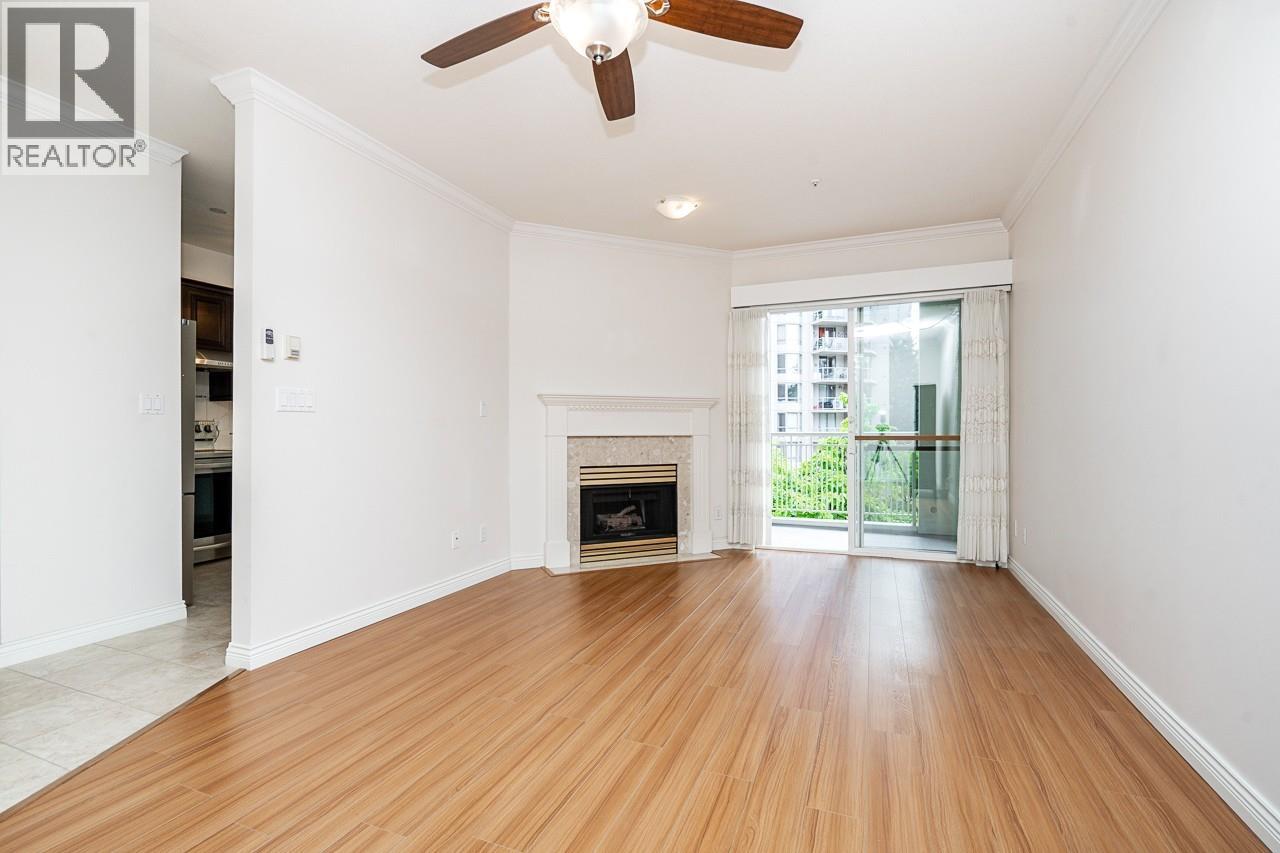 312 3098 GUILDFORD WAY, Coquitlam, British Columbia