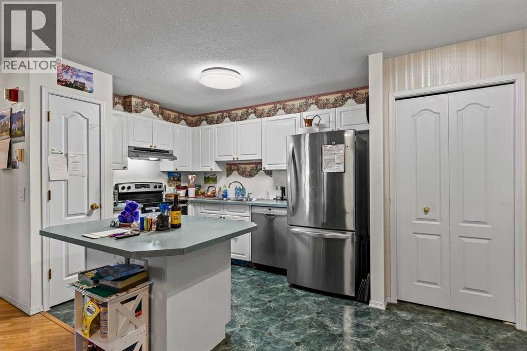 209, 1723 35 Street SE, Calgary, Alberta  T2A 1B4 - Photo 5 - A2348837