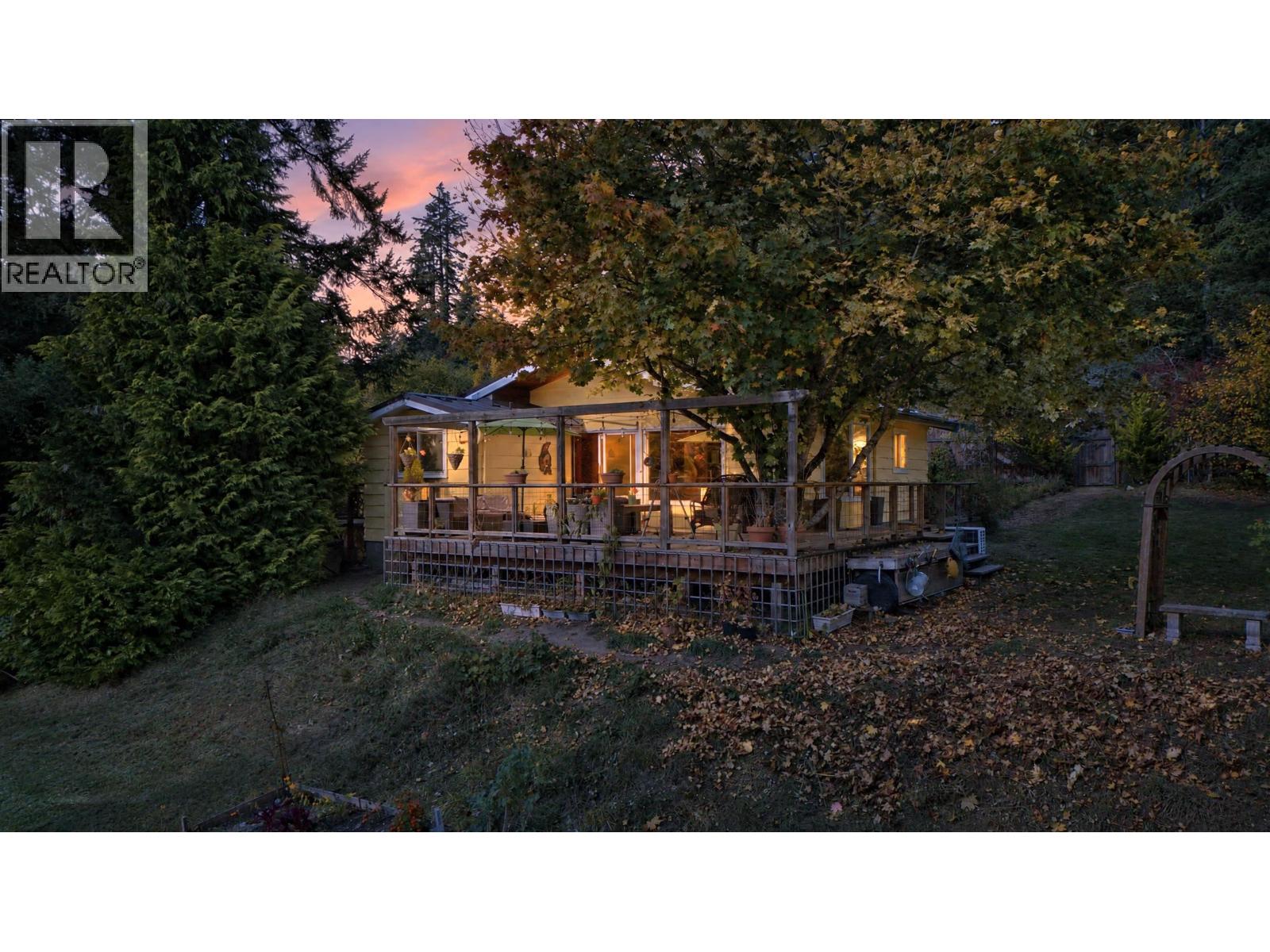 130 BOOTH CANAL ROAD, Salt Spring Island, British Columbia