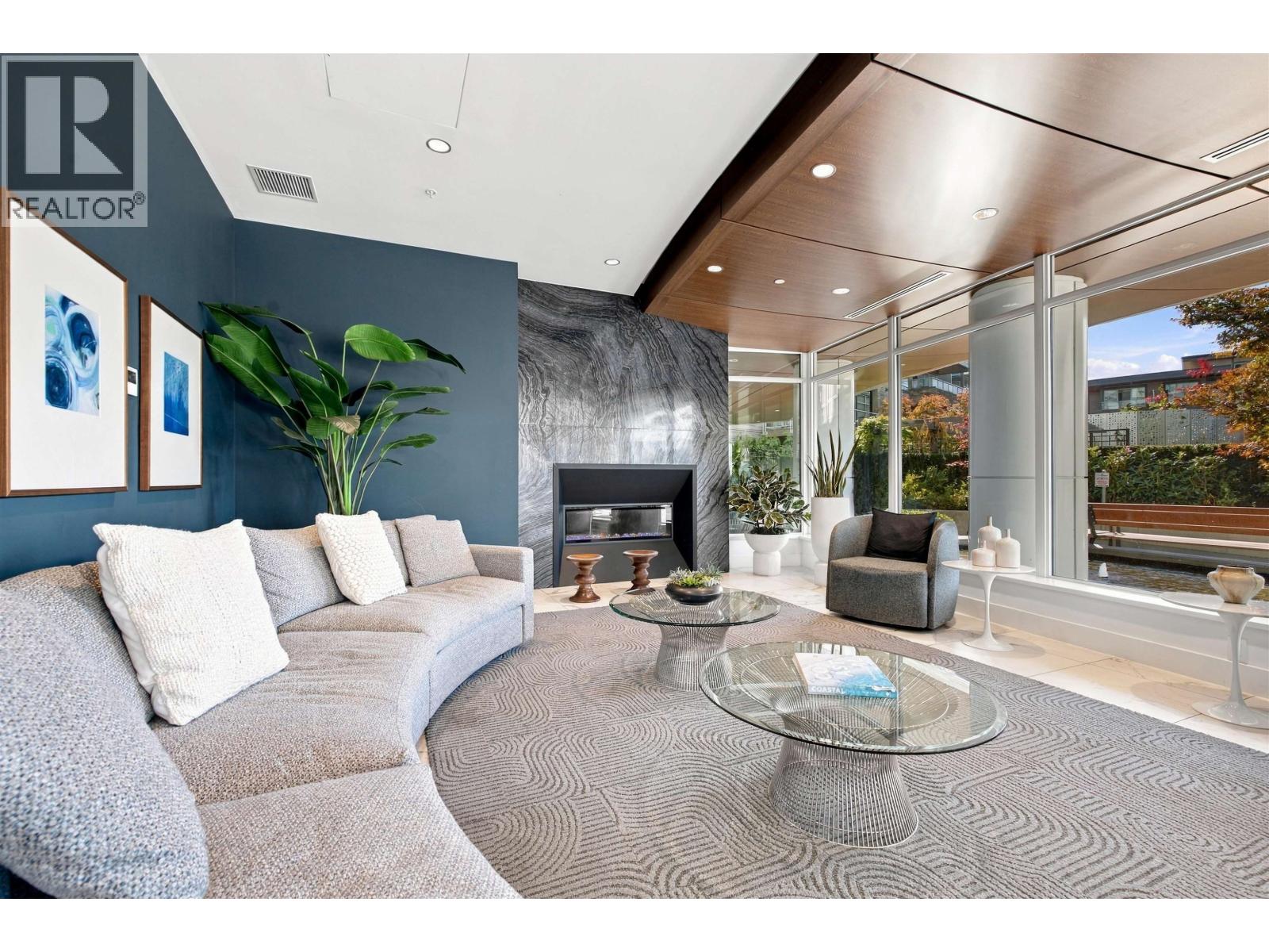 2401 7769 PARK CRESCENT