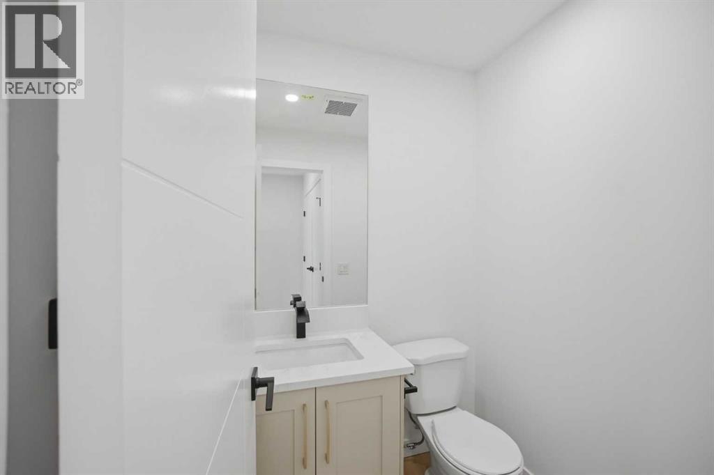 460 Queensland Place SE, Calgary, Alberta  T2J 5C9 - Photo 30 - A2350843