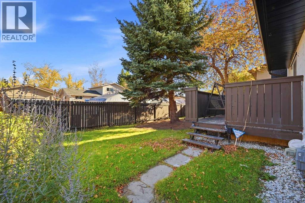 460 Queensland Place SE, Calgary, Alberta  T2J 5C9 - Photo 44 - A2350843