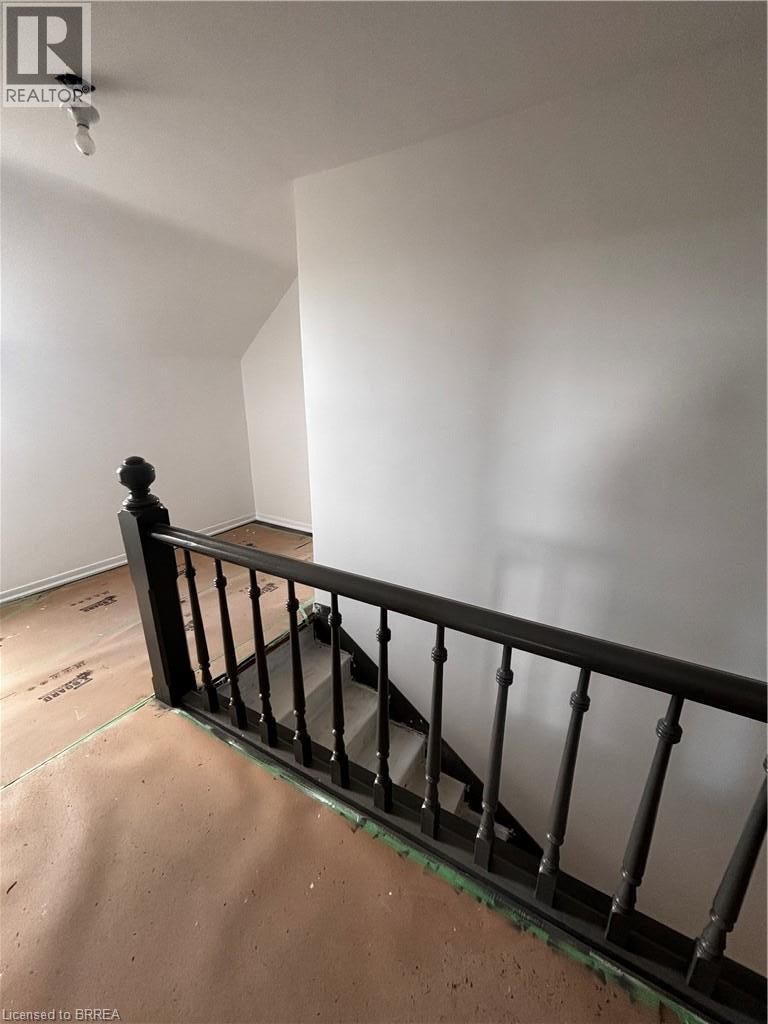598 E Mud Street E, Stoney Creek, Ontario  L8J 3C8 - Photo 6 - 40870237