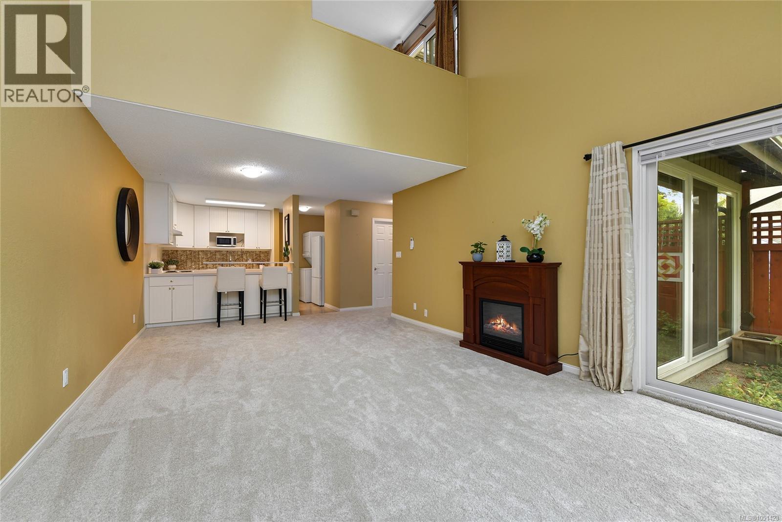 2310 Fernwood Rd