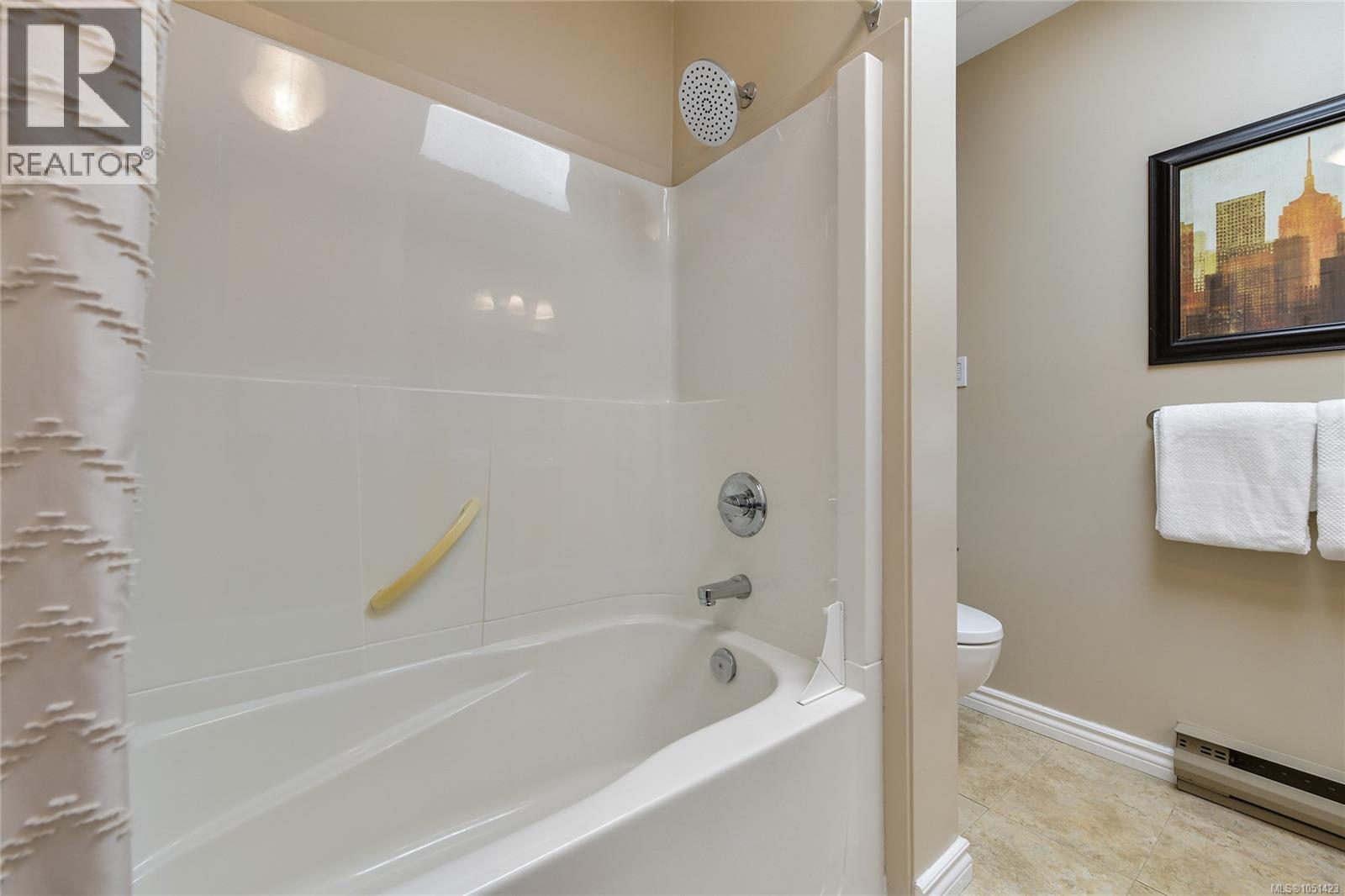 2310 Fernwood Rd
