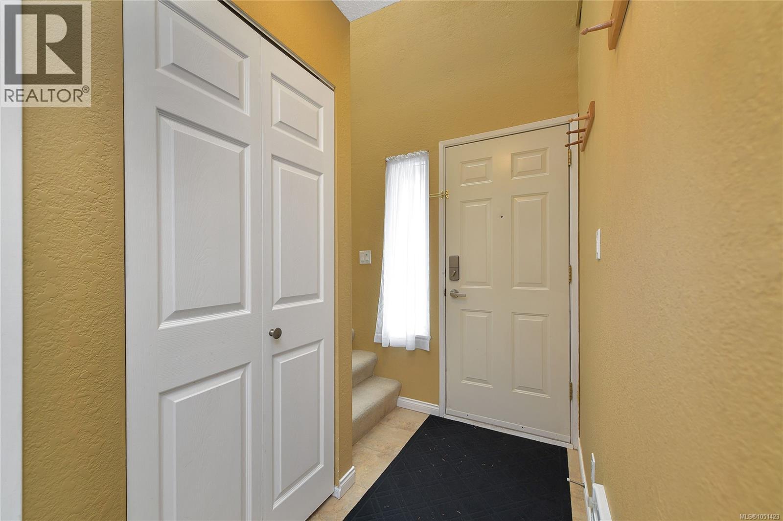 2310 Fernwood Rd