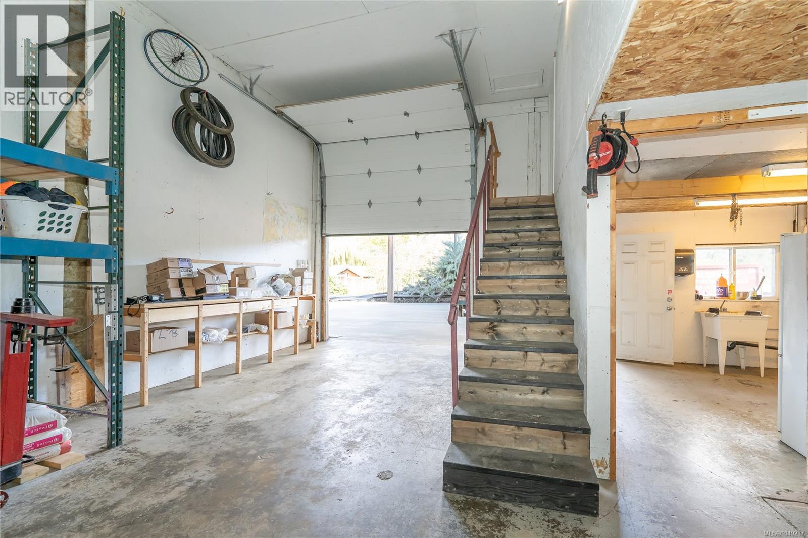 3341 Boyles Rd