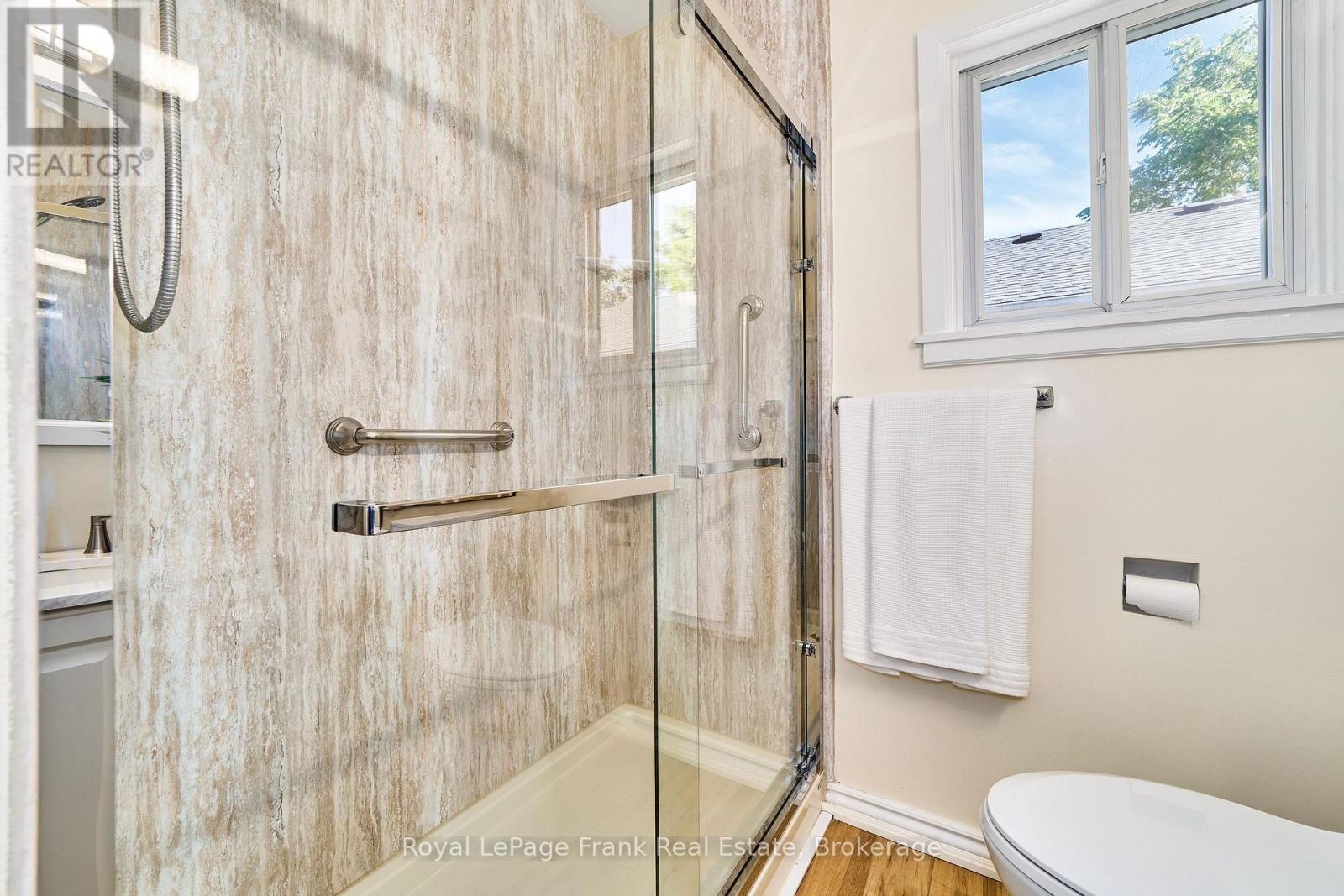 435 Woodcrest Avenue, Oshawa, Ontario L1J 2T5 - Photo 20 - E13879558