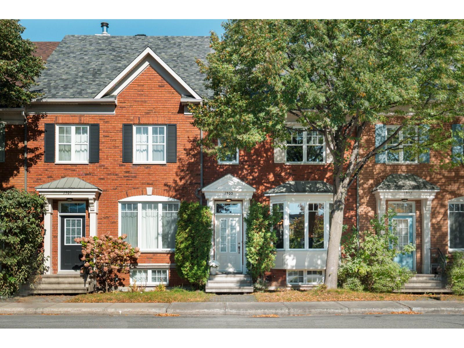 1933 Rue de Cognac Montréal (Saint-Laurent) Quebec Canada H4R3C7 2