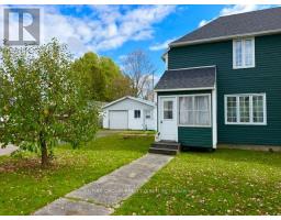 40 DALLYN AVENUE, Kapuskasing, Ontario