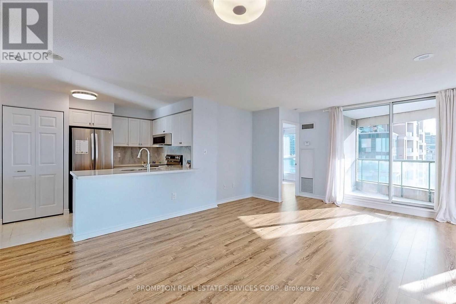 2205 - 7 Lorraine Drive, Toronto, Ontario  M2N 7H2 - Photo 5 - C13879512
