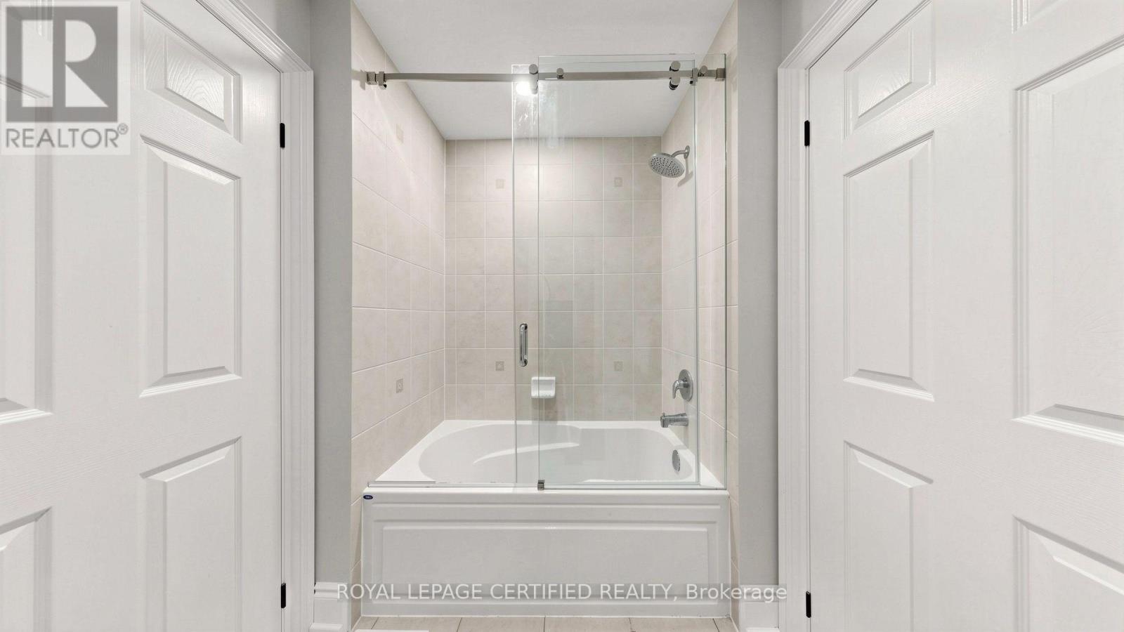 4 Mawby Street, Ajax, Ontario  L1T 0J9 - Photo 25 - E13879516