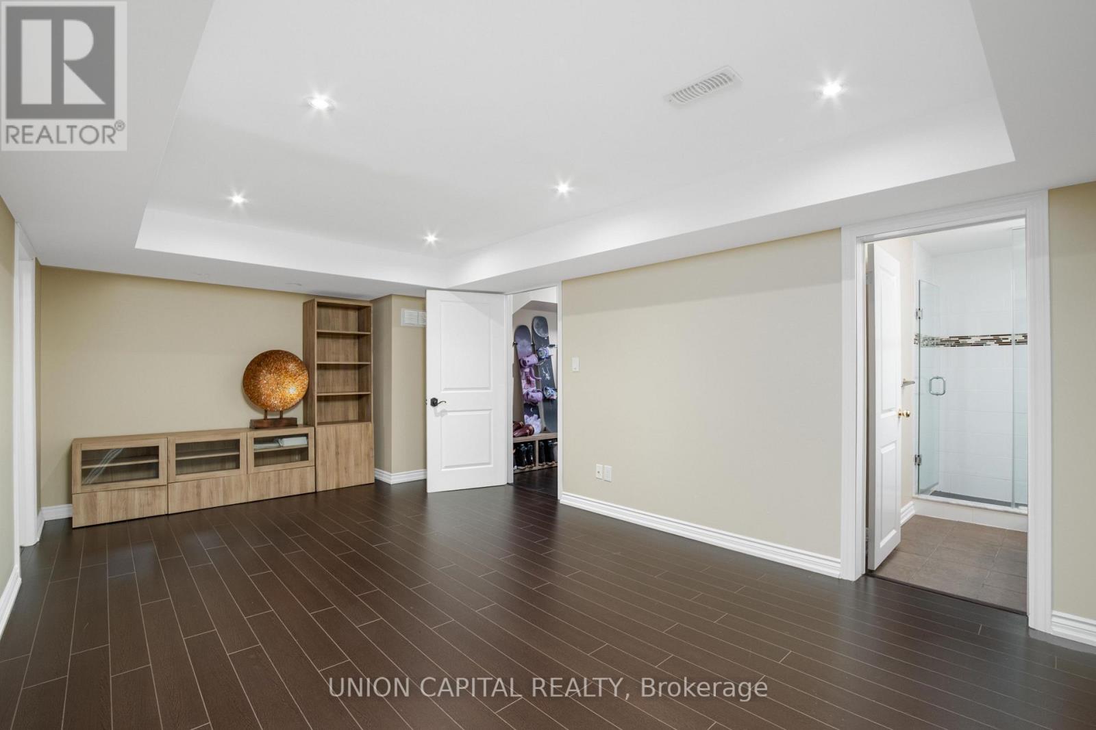 24 Royal West Road, Markham, Ontario  L6C 0L5 - Photo 39 - N13879488