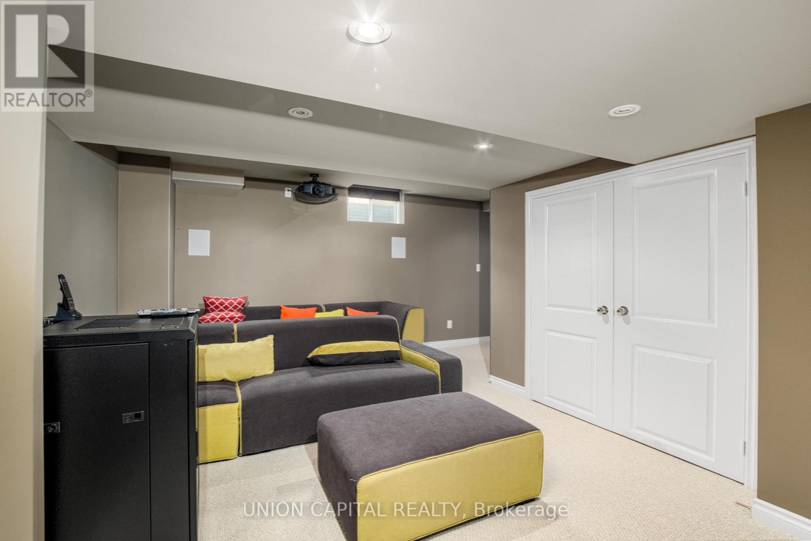 24 Royal West Road, Markham, Ontario  L6C 0L5 - Photo 42 - N13879488