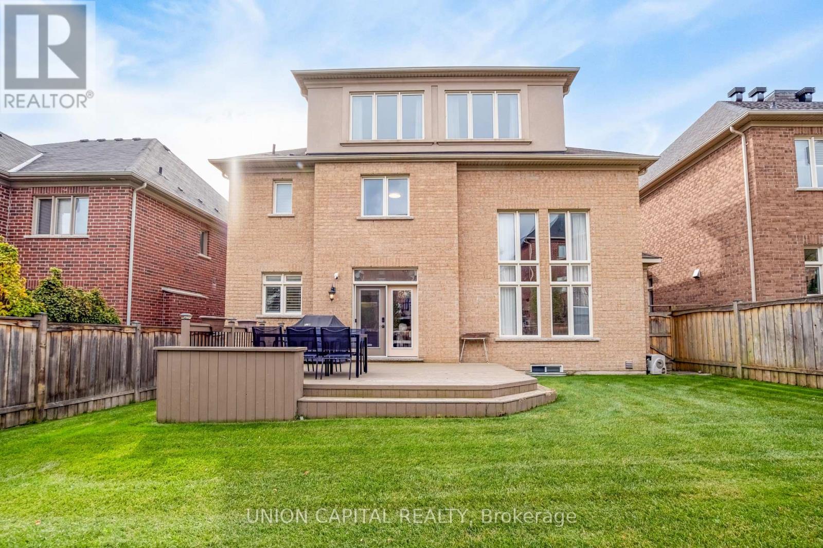24 Royal West Road, Markham, Ontario  L6C 0L5 - Photo 48 - N13879488