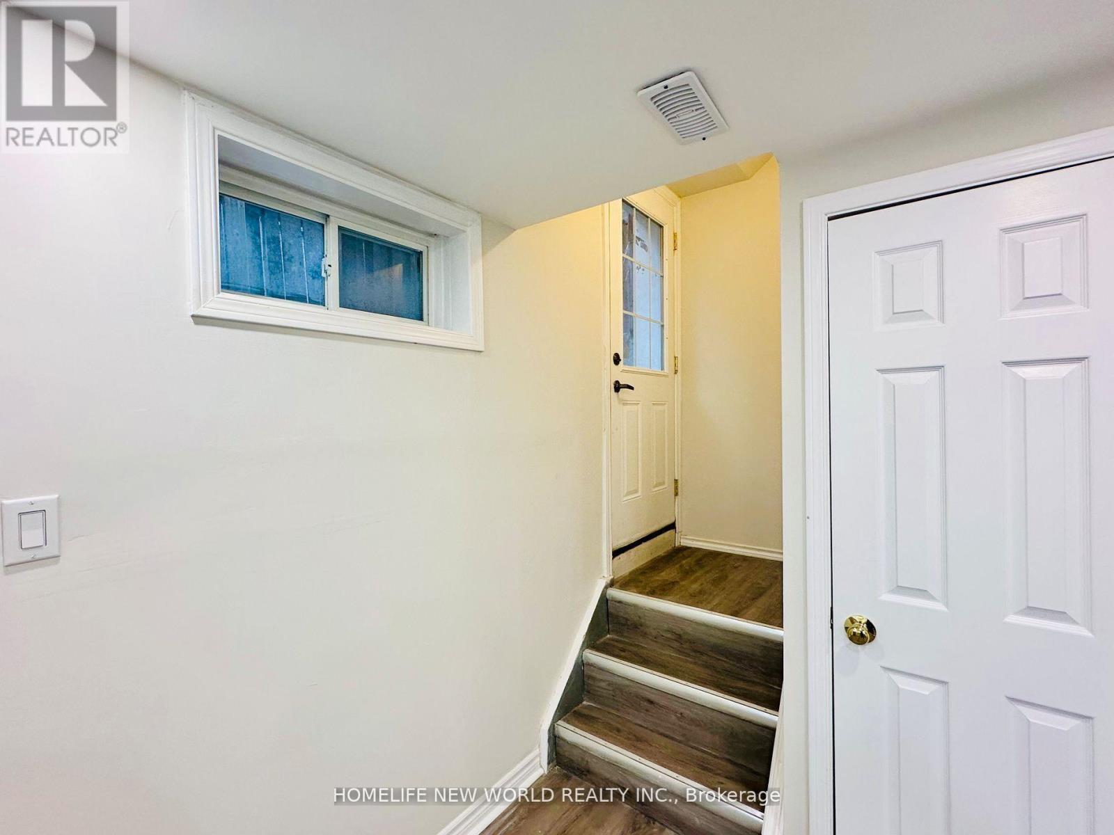 16 Marion Crescent, Markham, Ontario  L3P 6E7 - Photo 6 - N13879504