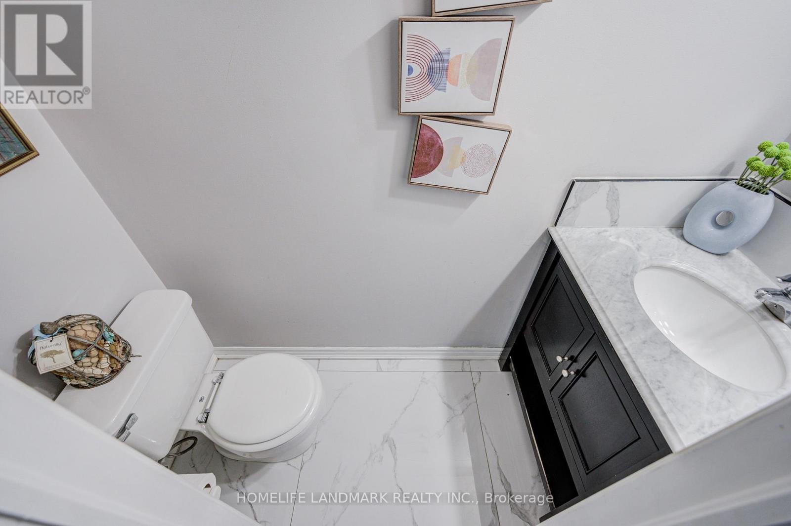 2 Kingshill Road, Richmond Hill, Ontario  L4E 4B1 - Photo 9 - N13879508
