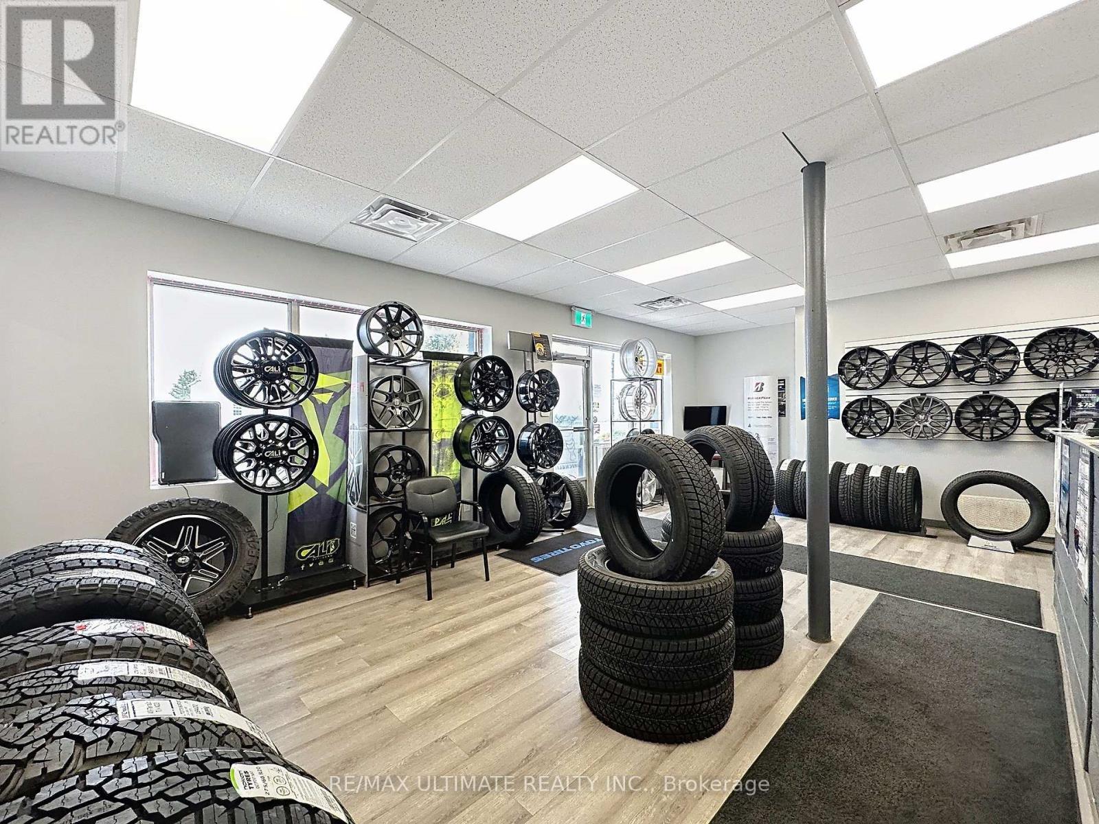 18582 Yonge Street, East Gwillimbury, Ontario  L9N 0J4 - Photo 5 - N13879580