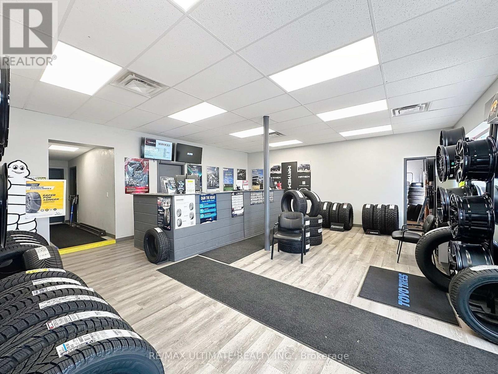 18582 Yonge Street, East Gwillimbury, Ontario  L9N 0J4 - Photo 6 - N13879580