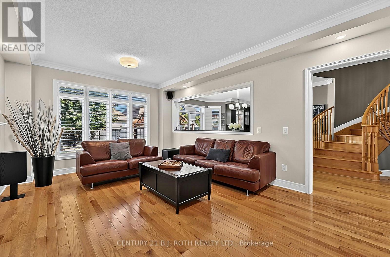 81 Royal Park Boulevard, Barrie, Ontario  L4N 9R9 - Photo 12 - S13879570