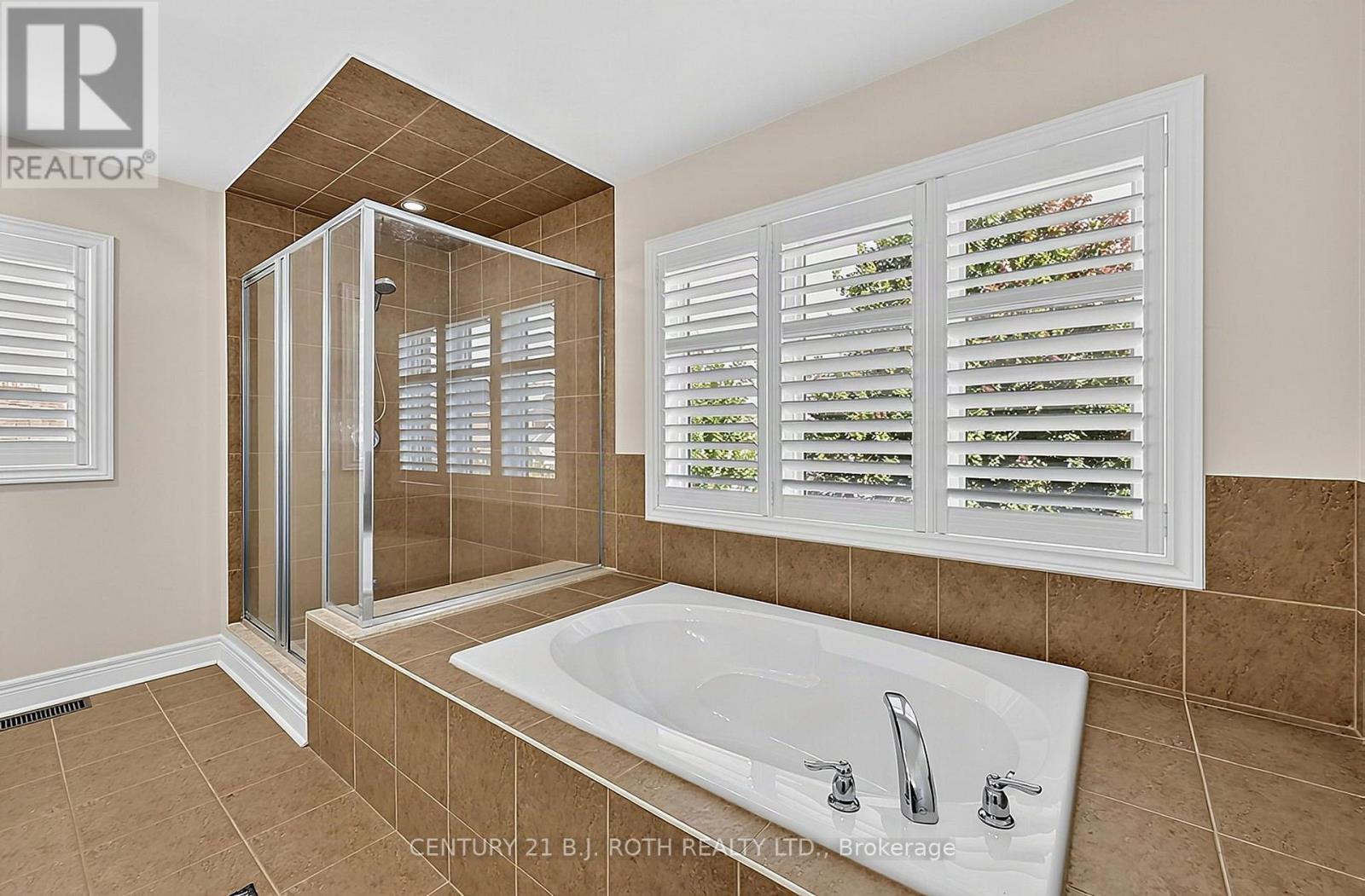 81 Royal Park Boulevard, Barrie, Ontario  L4N 9R9 - Photo 24 - S13879570
