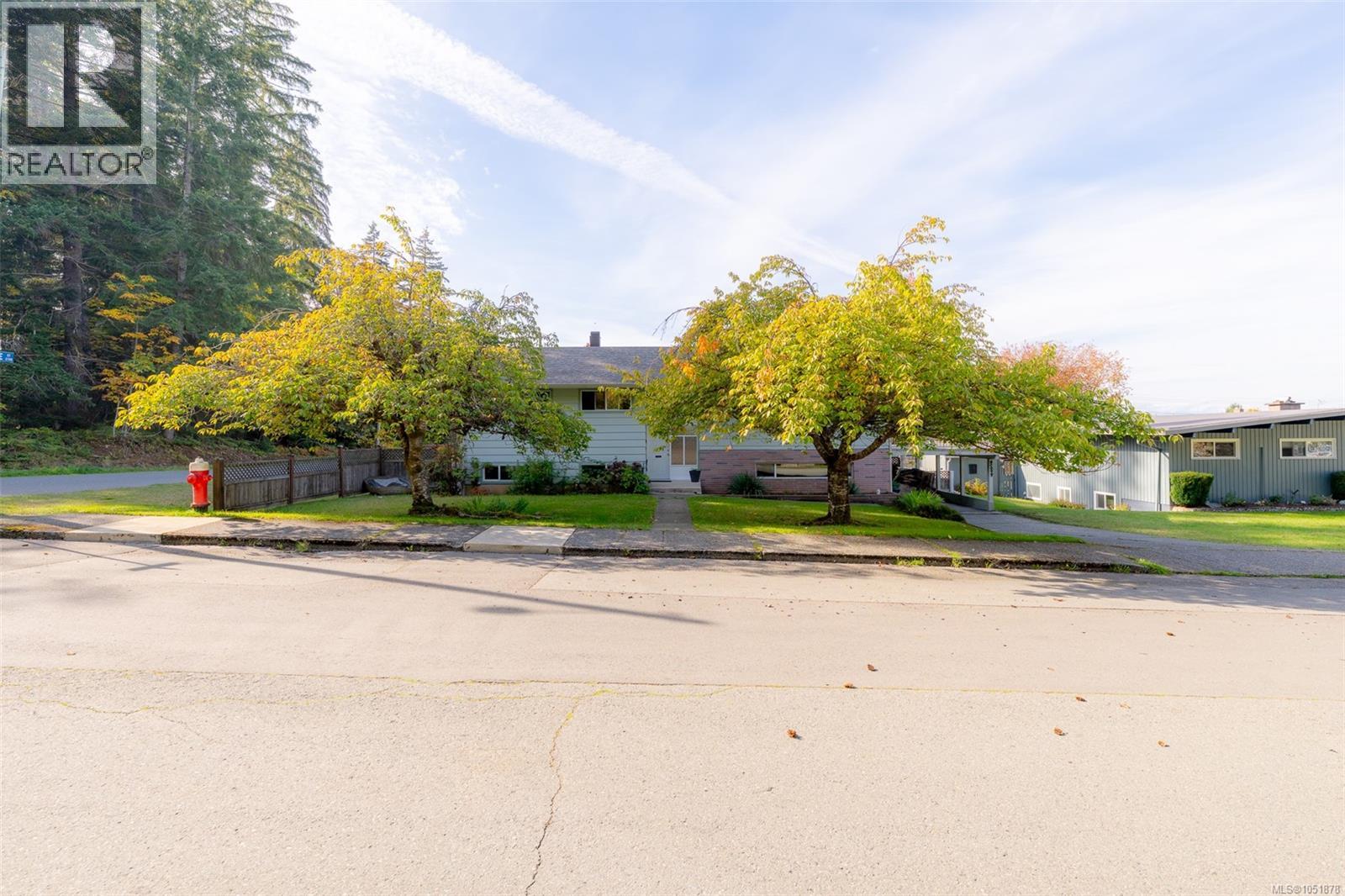 2804 16th Ave