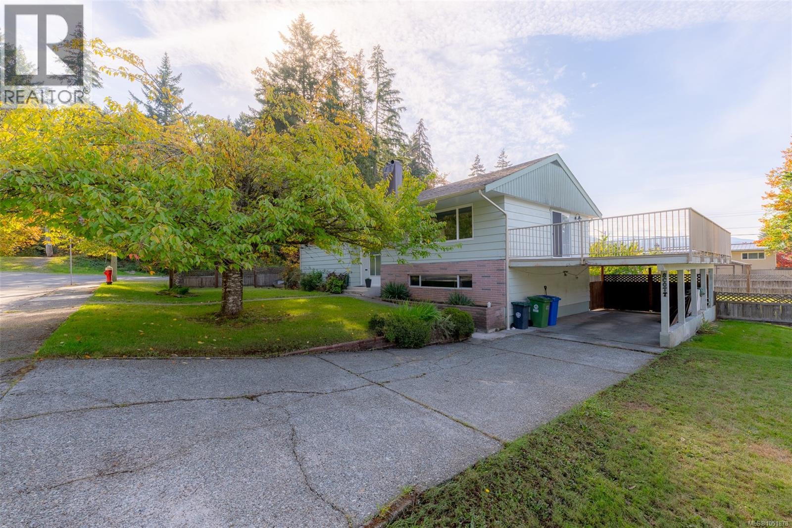 2804 16th Ave