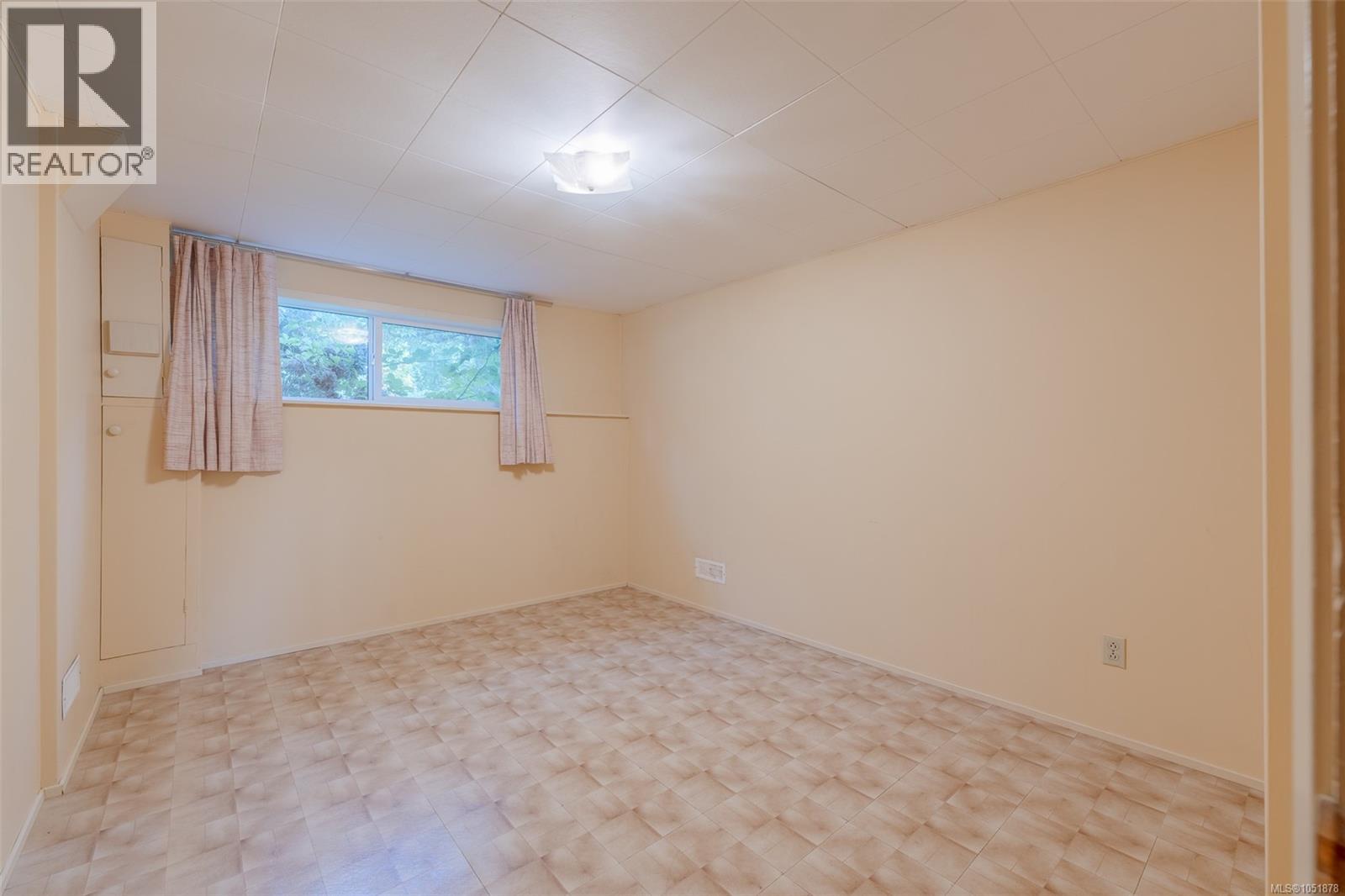2804 16th Ave