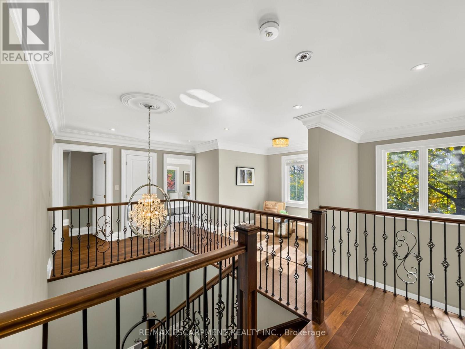 389 Belvenia Road, Burlington, Ontario  L7L 2G7 - Photo 22 - W13879498
