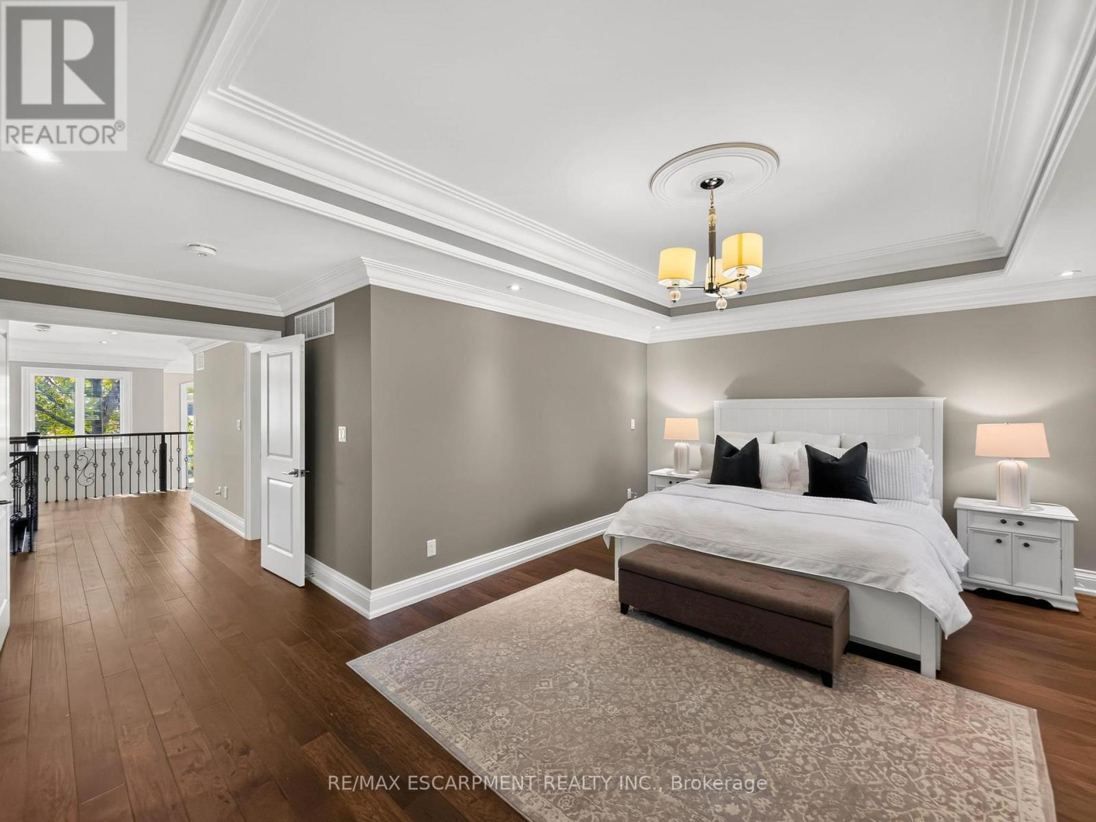 389 Belvenia Road, Burlington, Ontario  L7L 2G7 - Photo 23 - W13879498