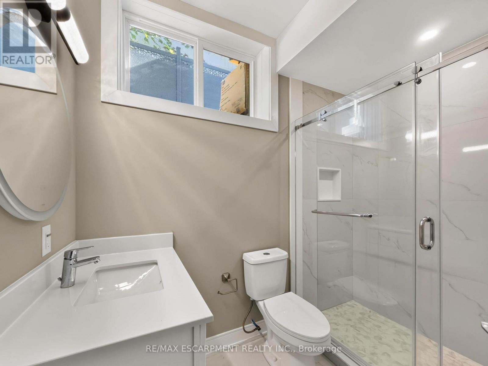 389 Belvenia Road, Burlington, Ontario  L7L 2G7 - Photo 36 - W13879498