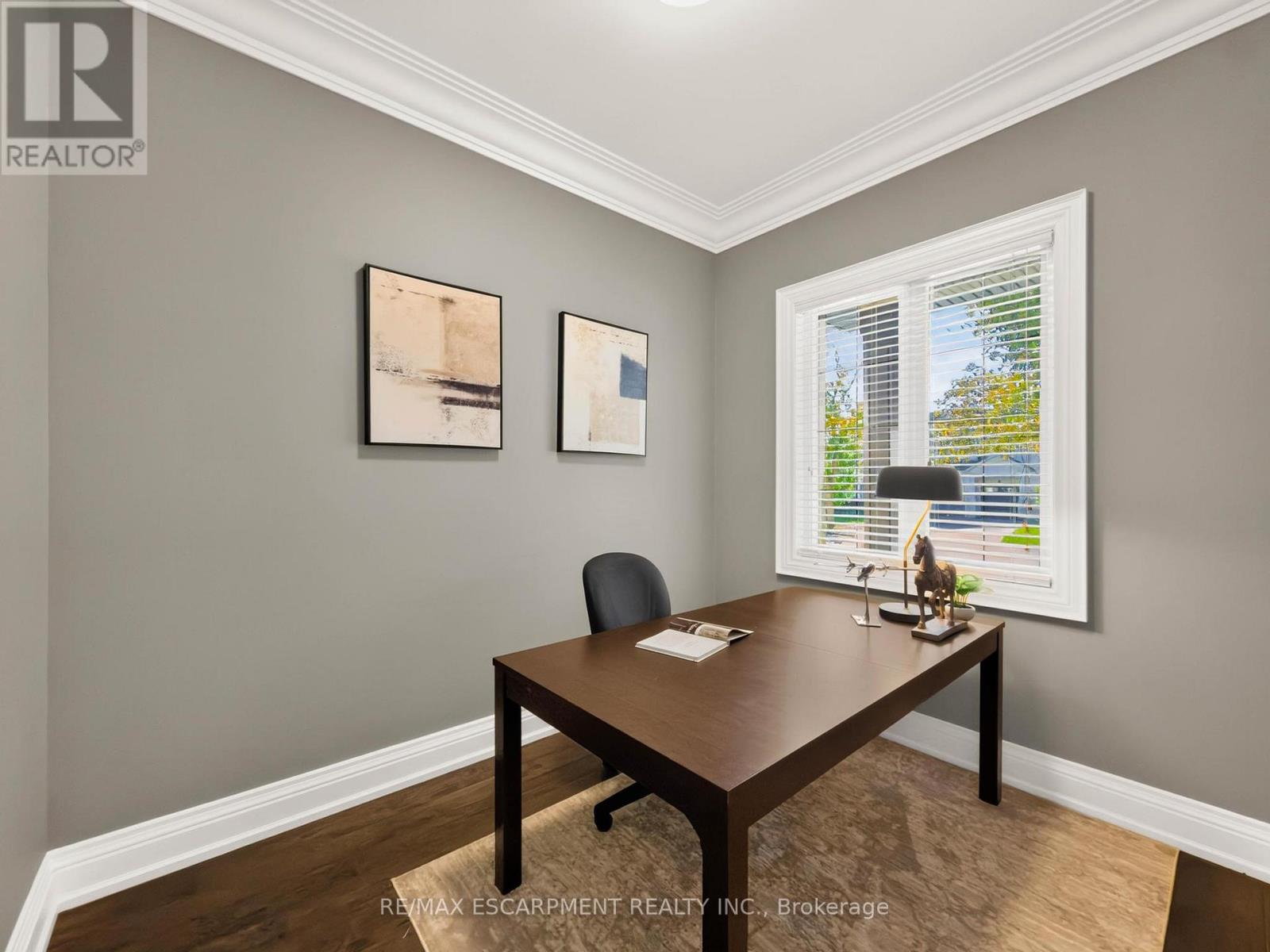 389 Belvenia Road, Burlington, Ontario  L7L 2G7 - Photo 6 - W13879498