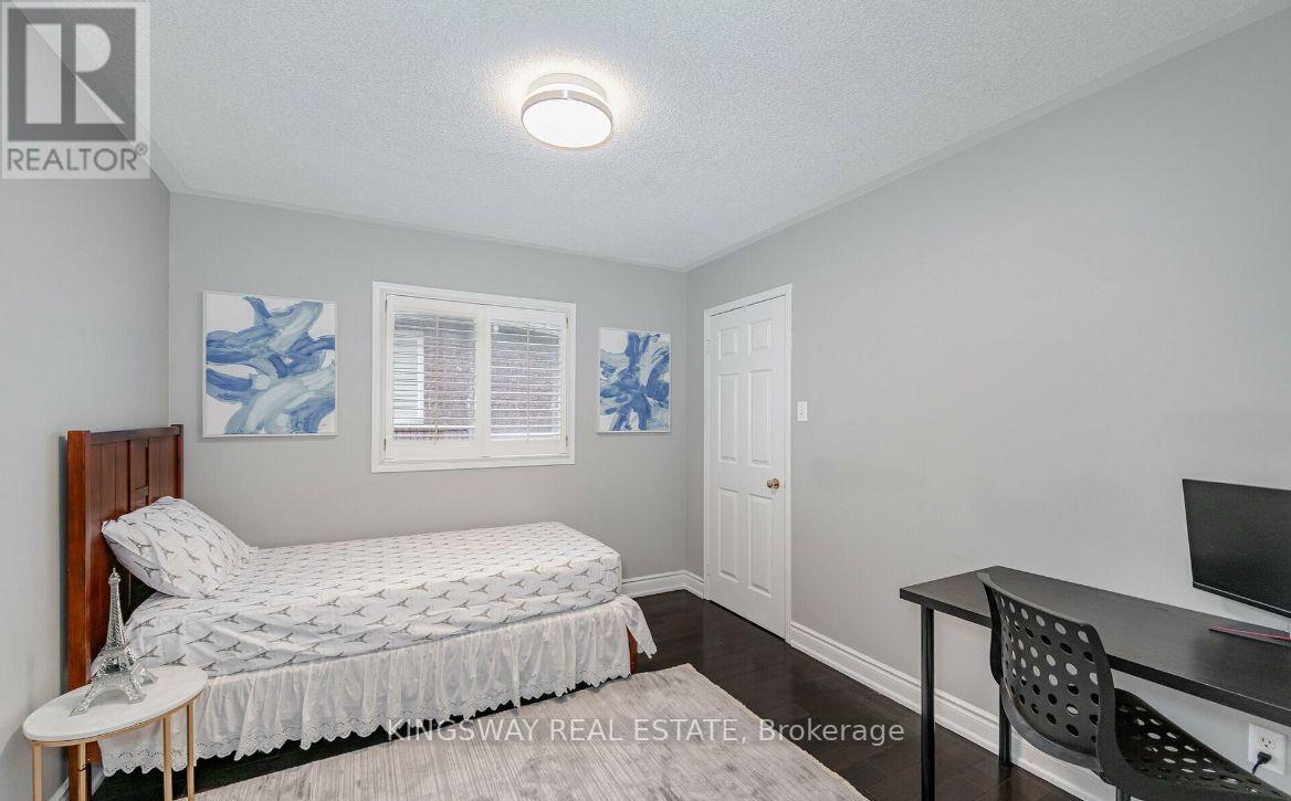 5103 Silverwater Mill Crescent, Mississauga, Ontario  L5V 2B2 - Photo 11 - W13879536