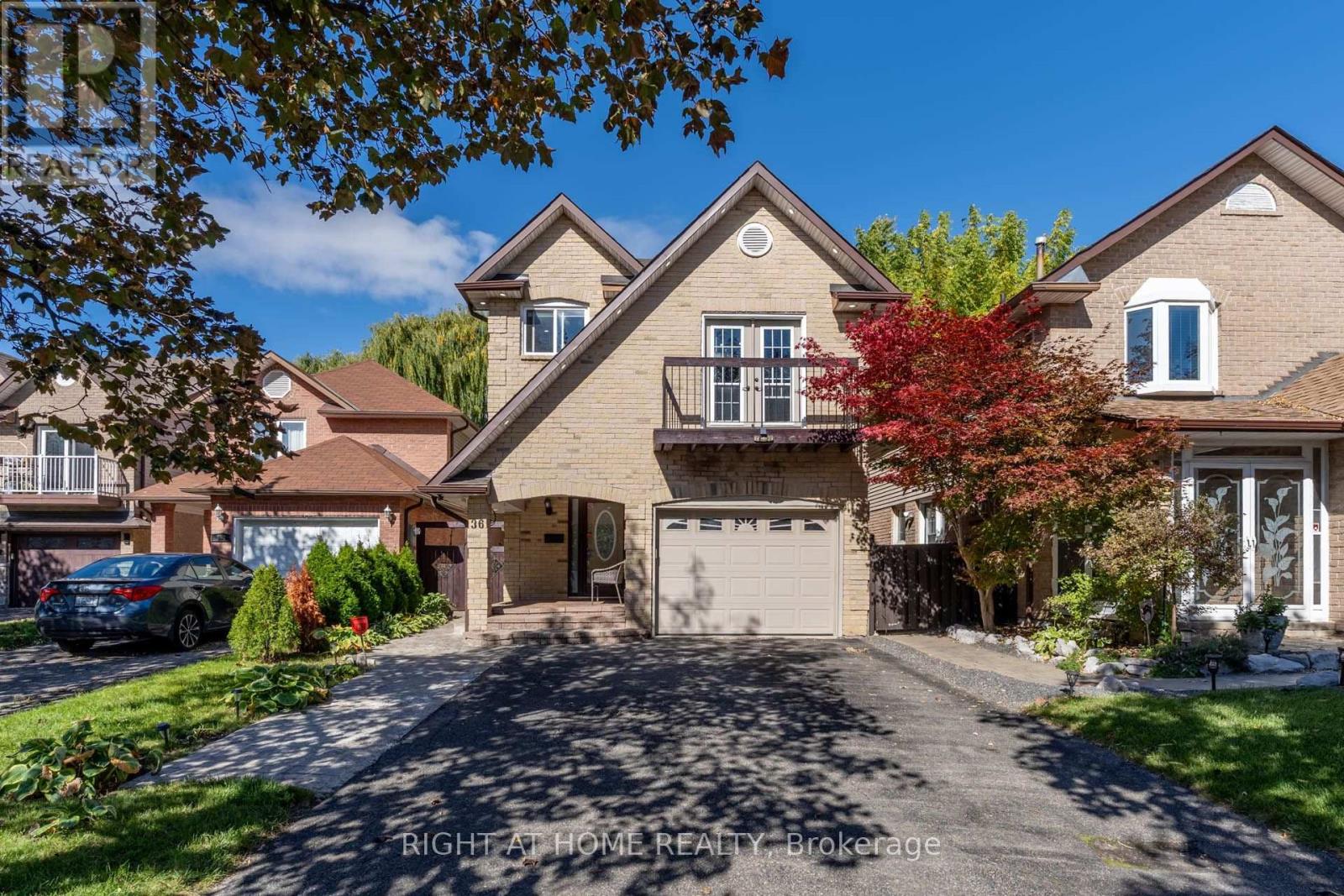 36 Burton Road W, Brampton, Ontario  L6X 1M7 - Photo 1 - W13879560