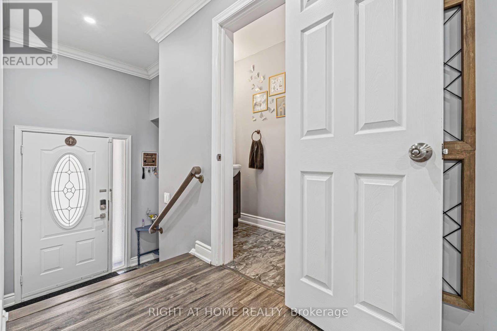 36 Burton Road W, Brampton, Ontario  L6X 1M7 - Photo 10 - W13879560